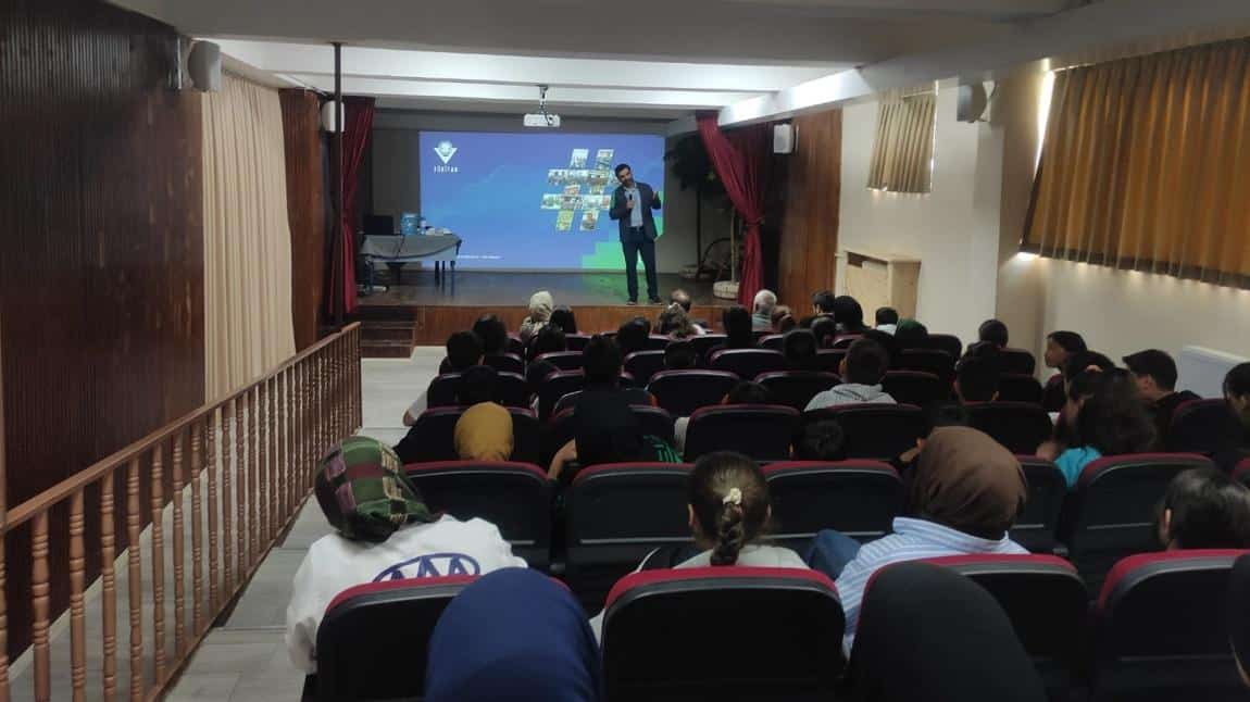  TÜBİTAK Bilim Söyleşisi Okulumuzda Gerçekleşti 